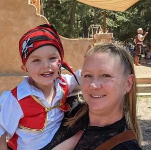 Meet your Posher, Jenifer